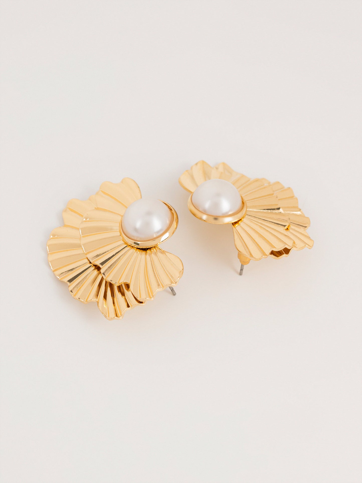 Floral Pearl Earrings