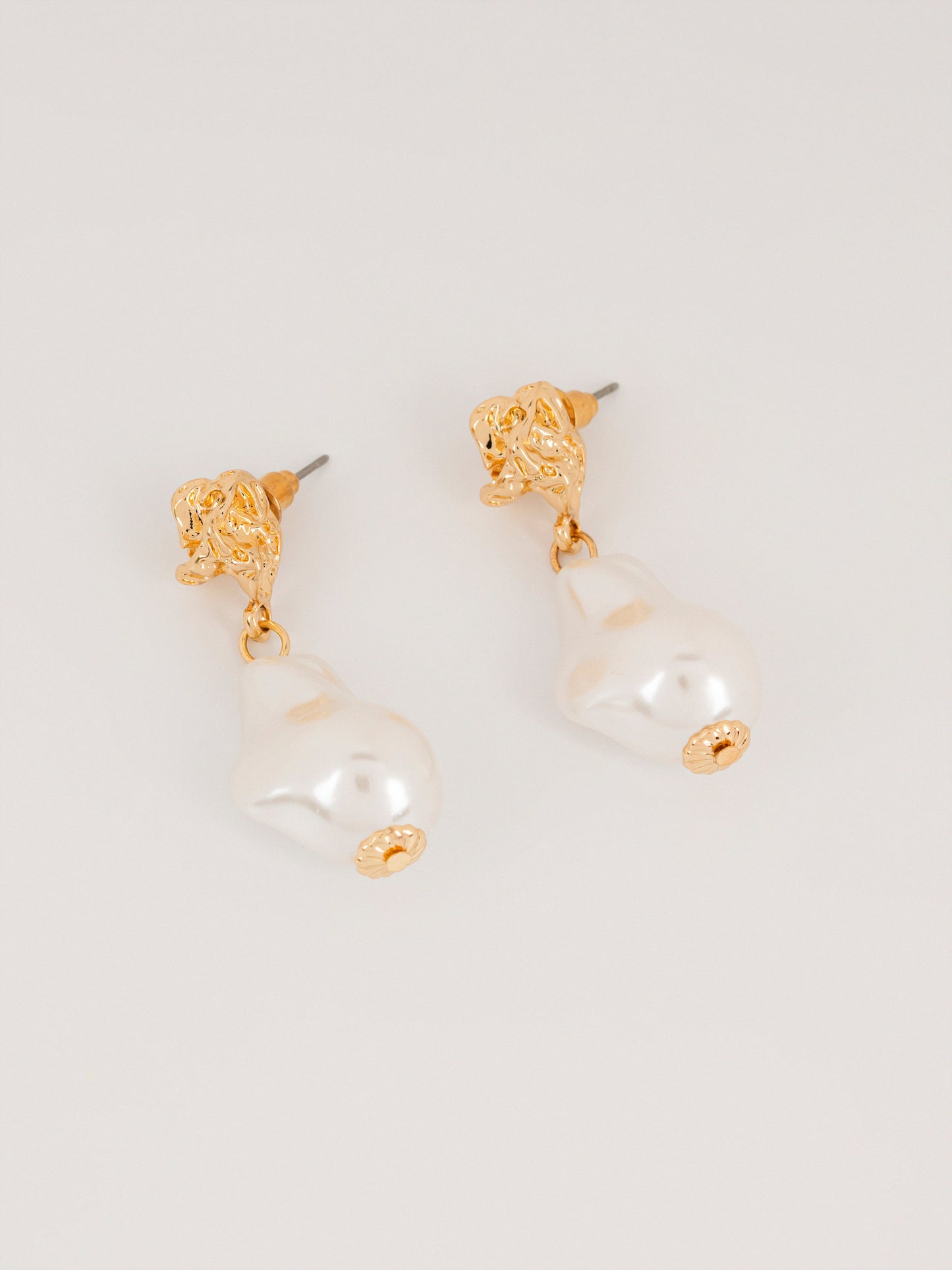 Pearl Drop Earring