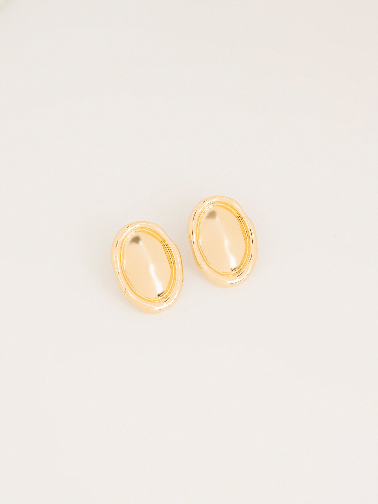Oval Stud Earrings
