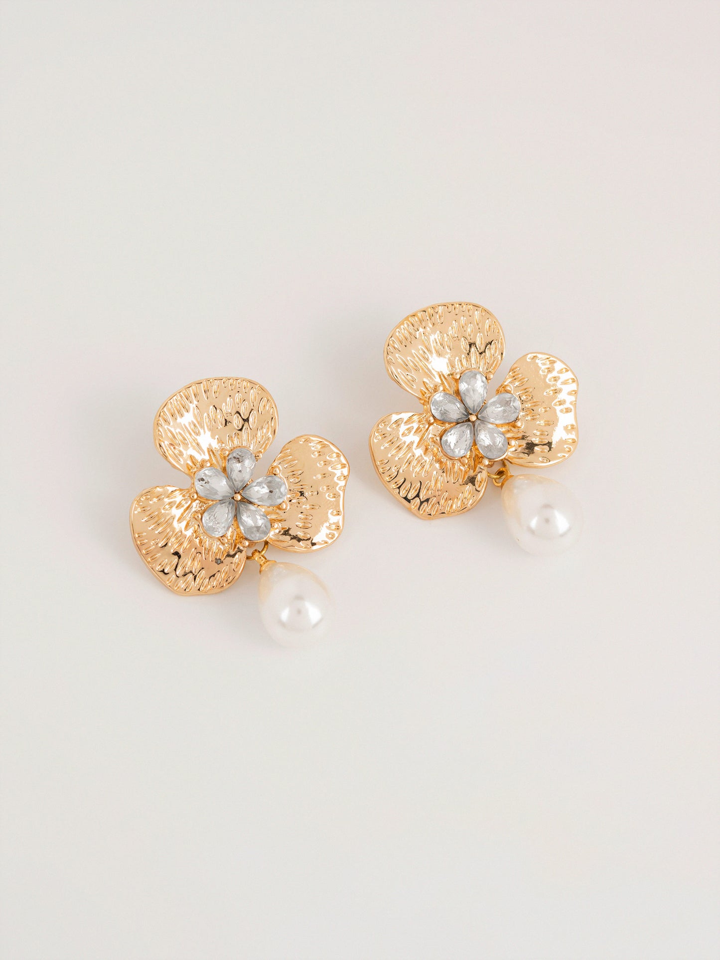 Floral Pearl Earrings