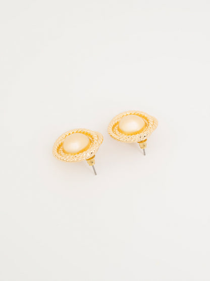Pearl Stud Earring