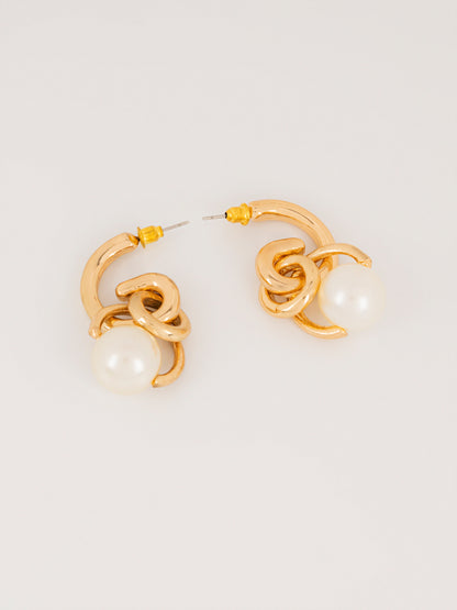 Twisted Pearl Earrings