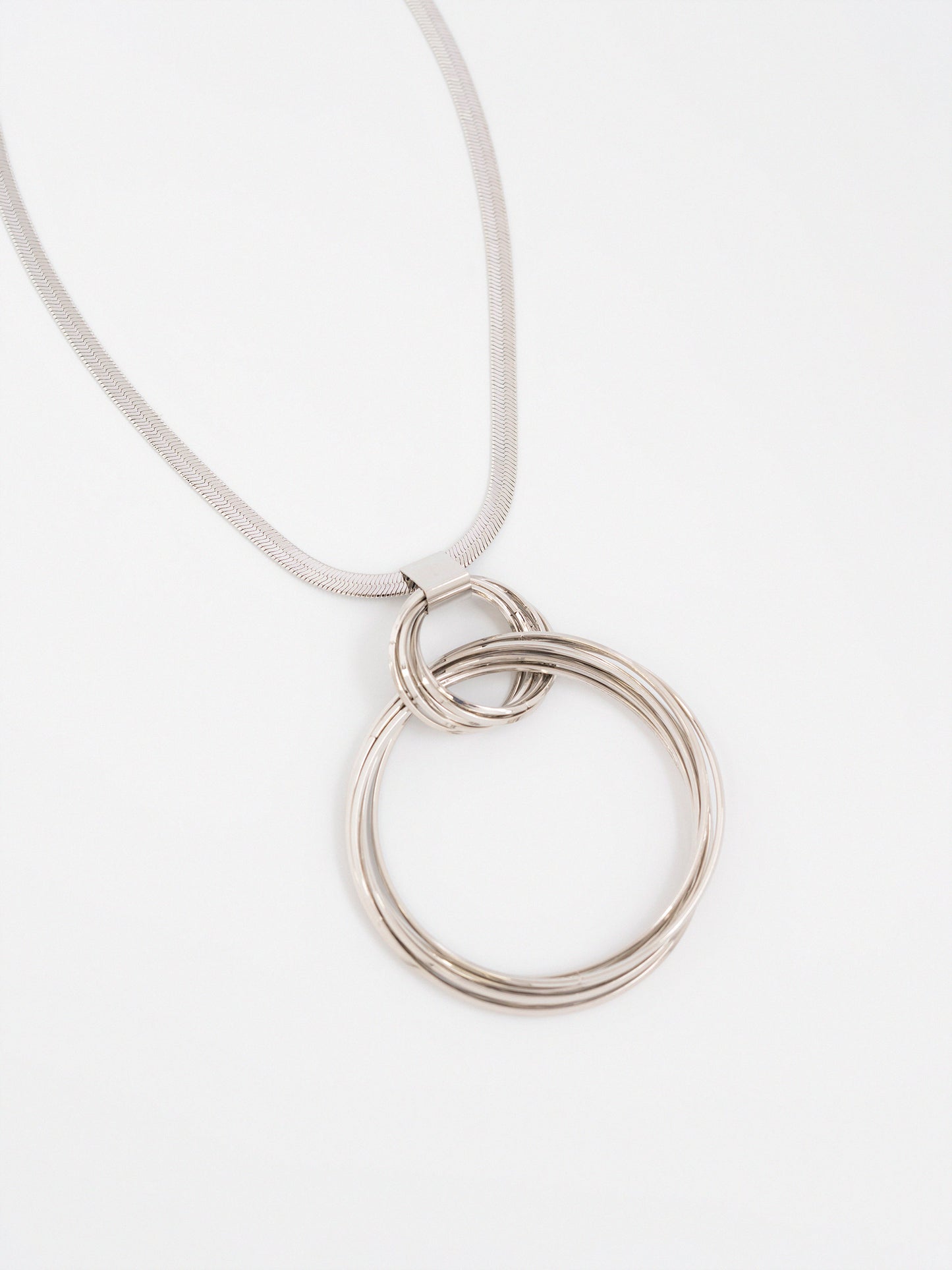Circle Pendant Necklace
