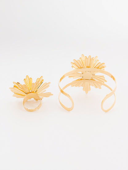 Floral Daisy Bracelet