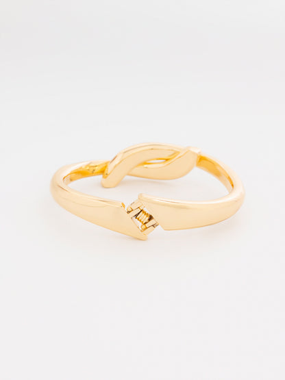 Twisted Knot Bangle
