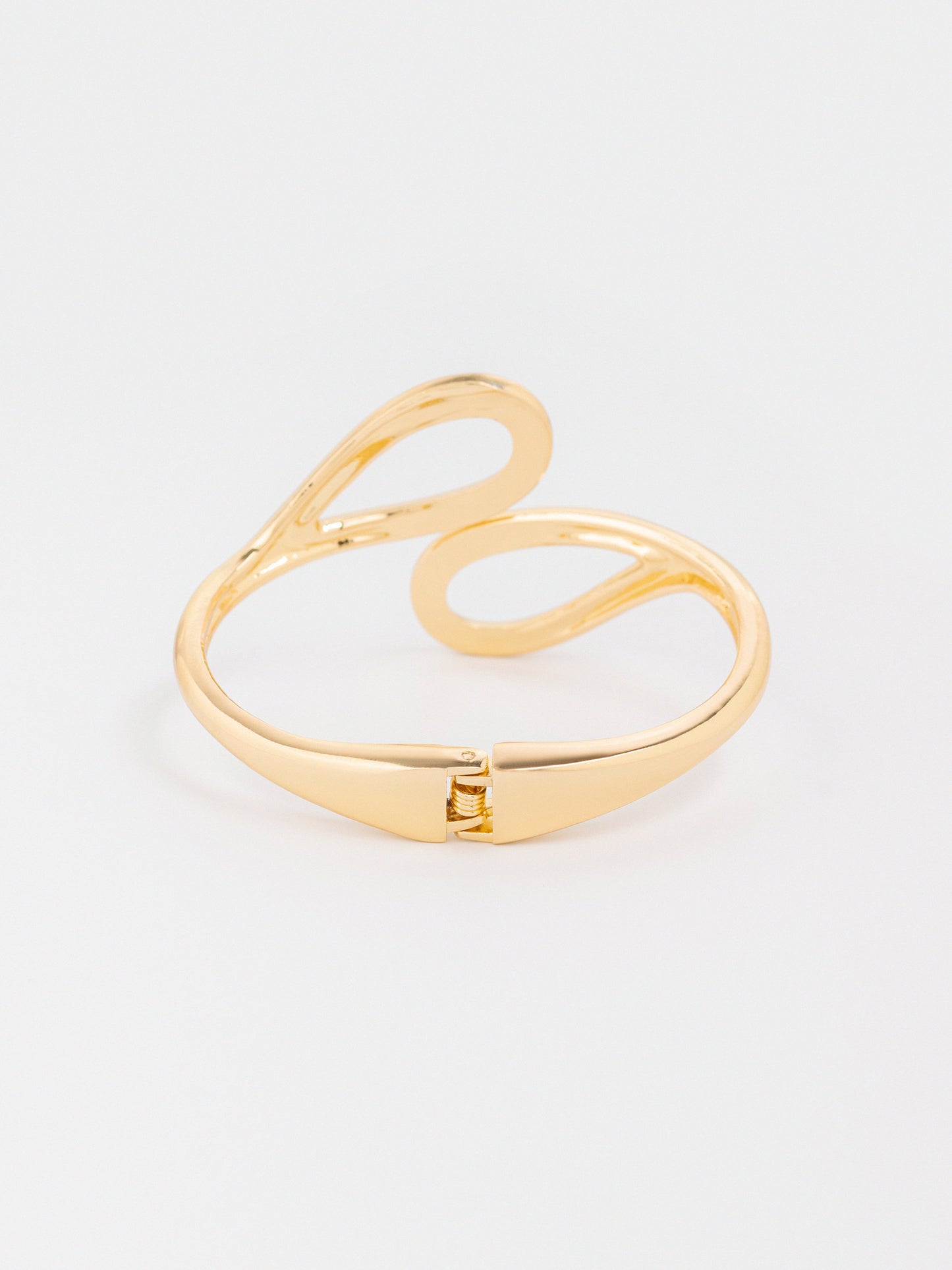 Fluid Curve Bracelet