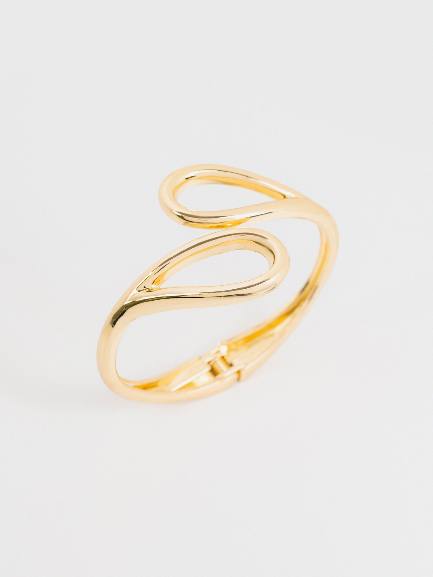 Fluid Curve Bracelet
