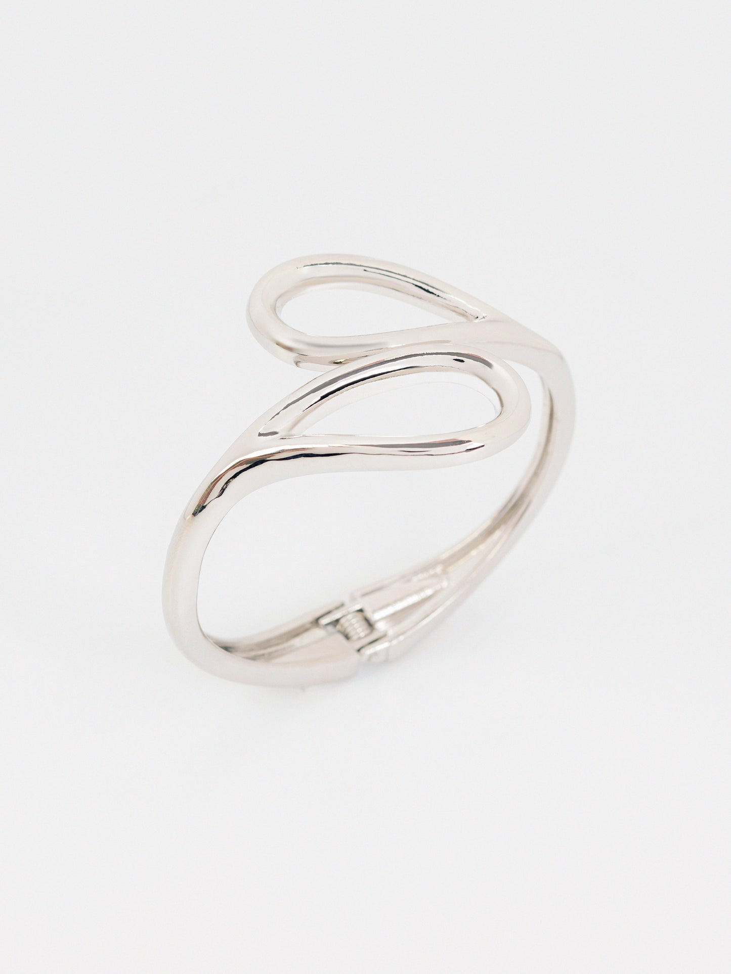 Fluid Curve Bracelet