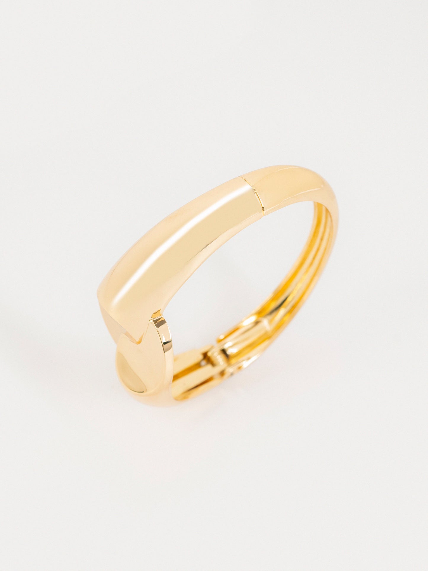 Heart Clasp Bracelet