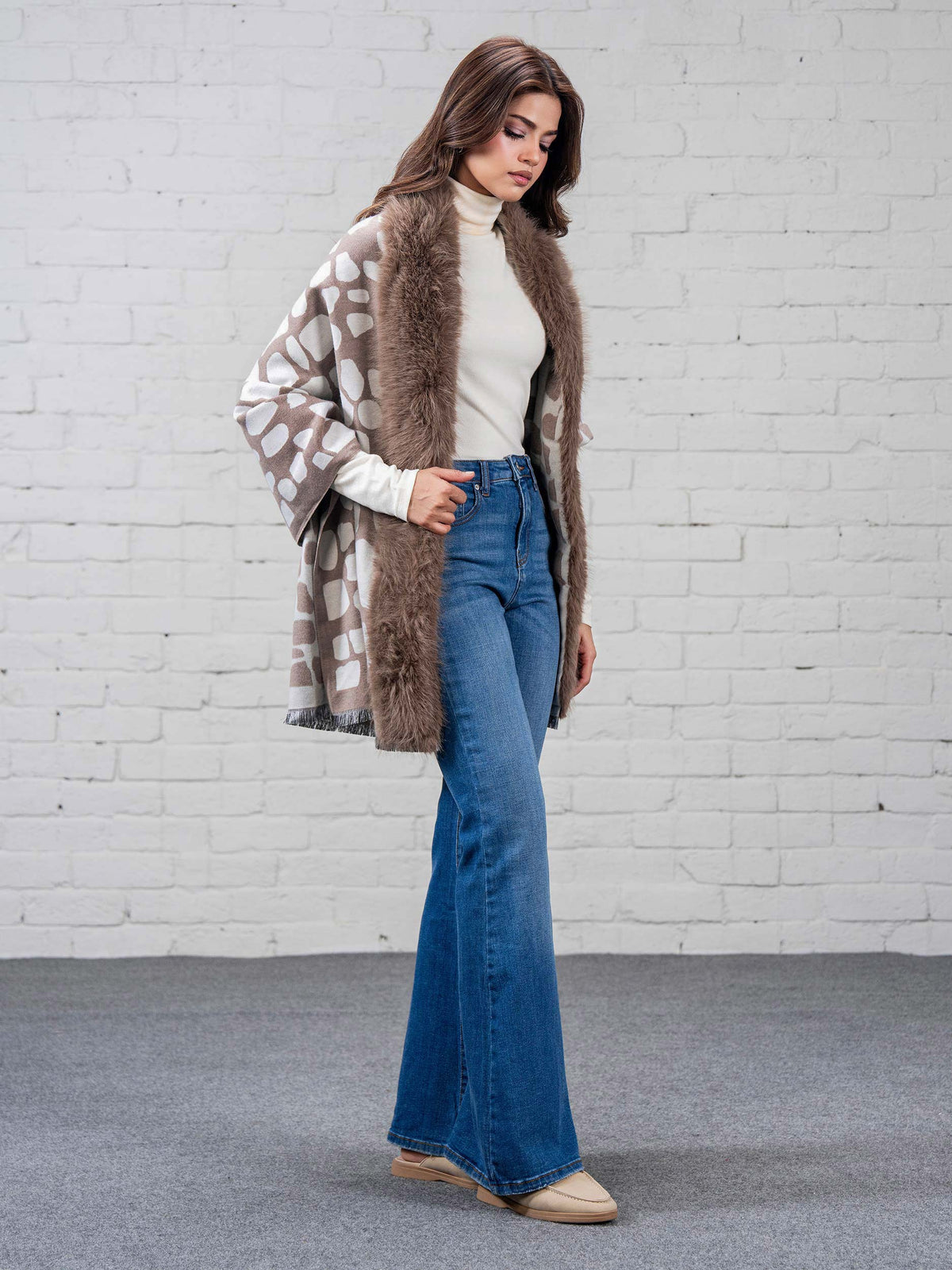 Woolen Fur Cape