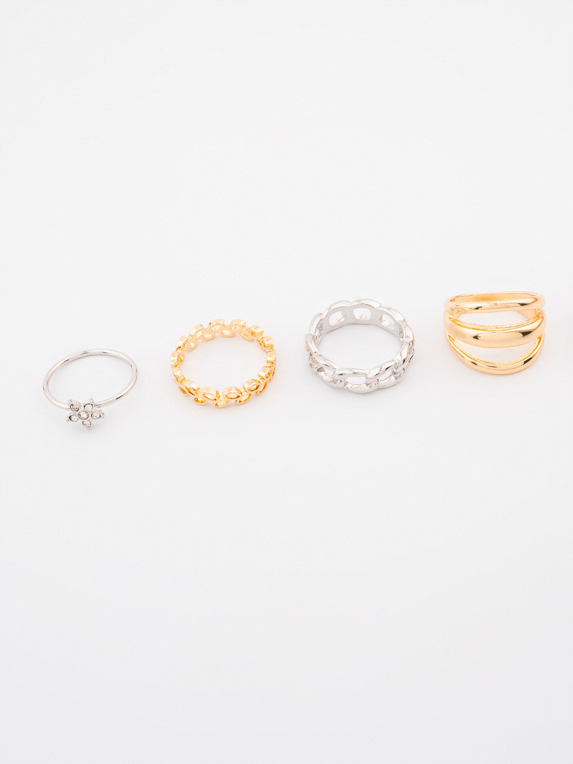 Assorted Rings – Limelightpk