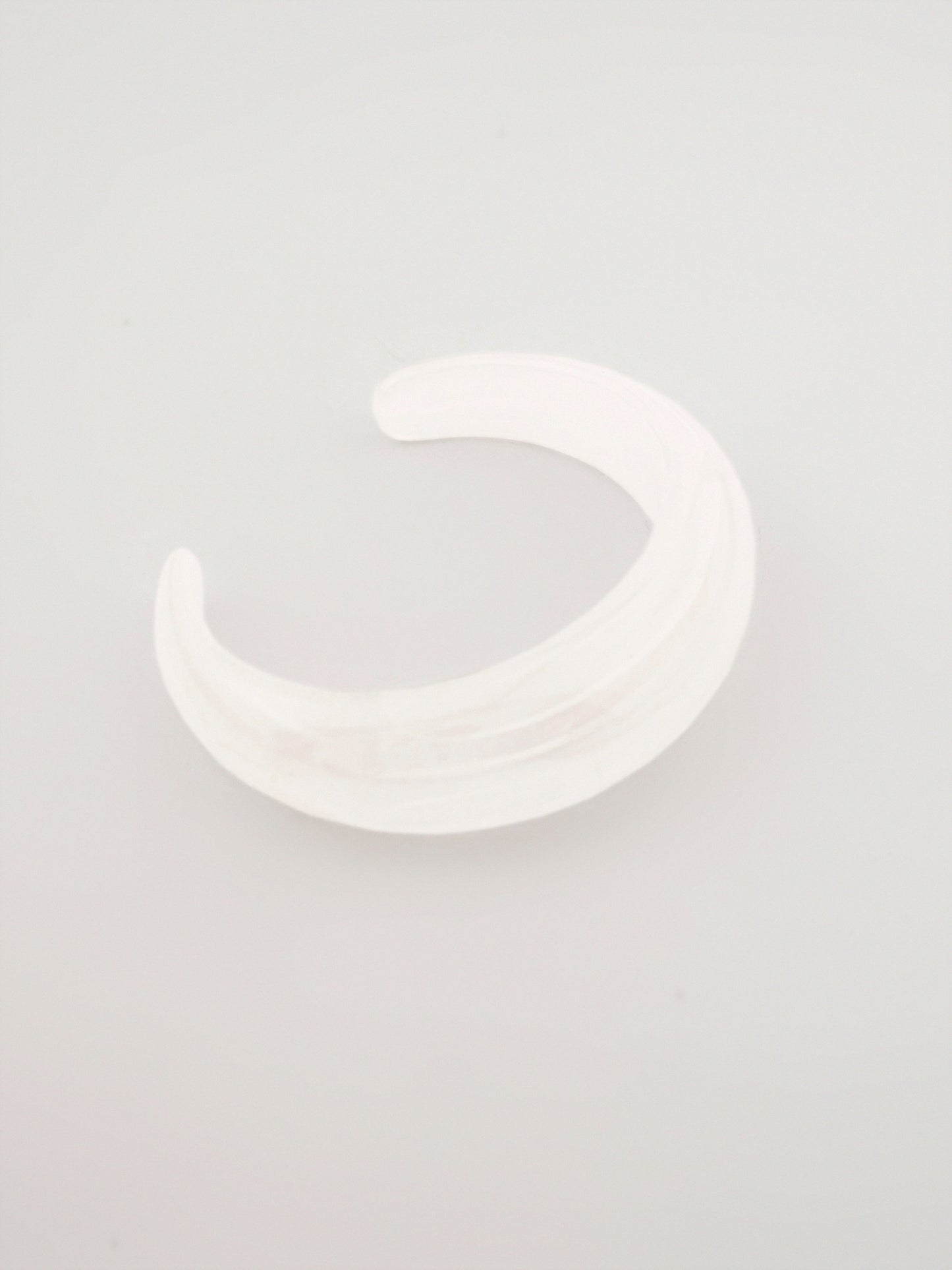 Open Hand Cuff