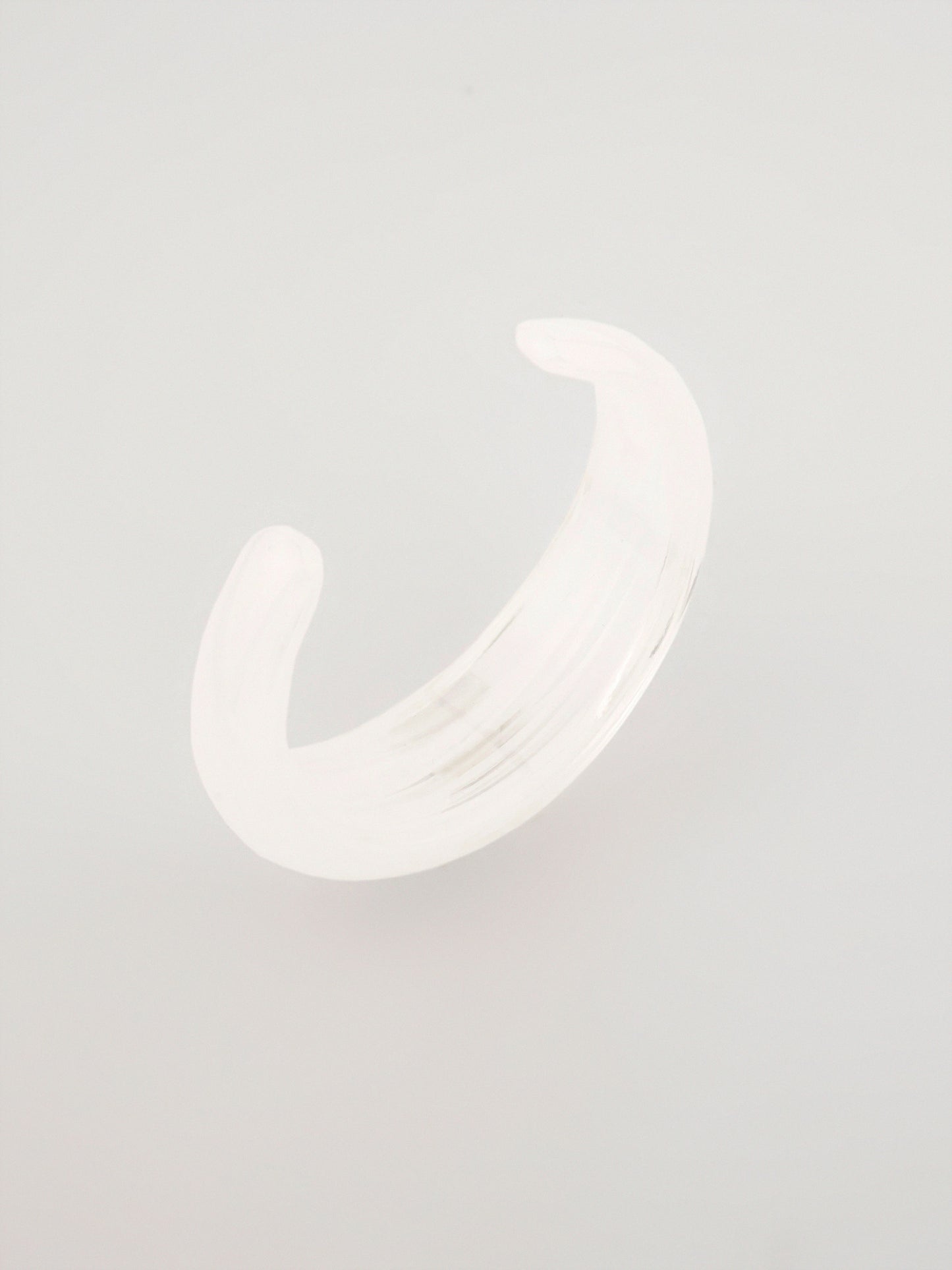 Open Hand Cuff