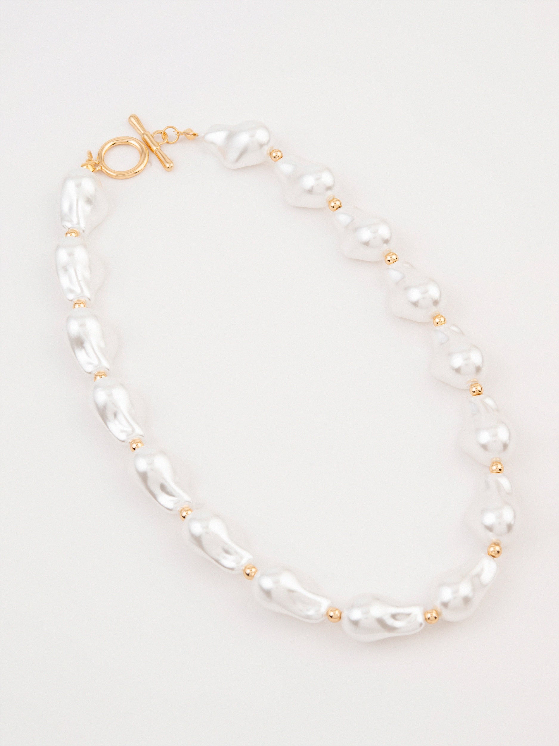 Baroque Pearl Layers