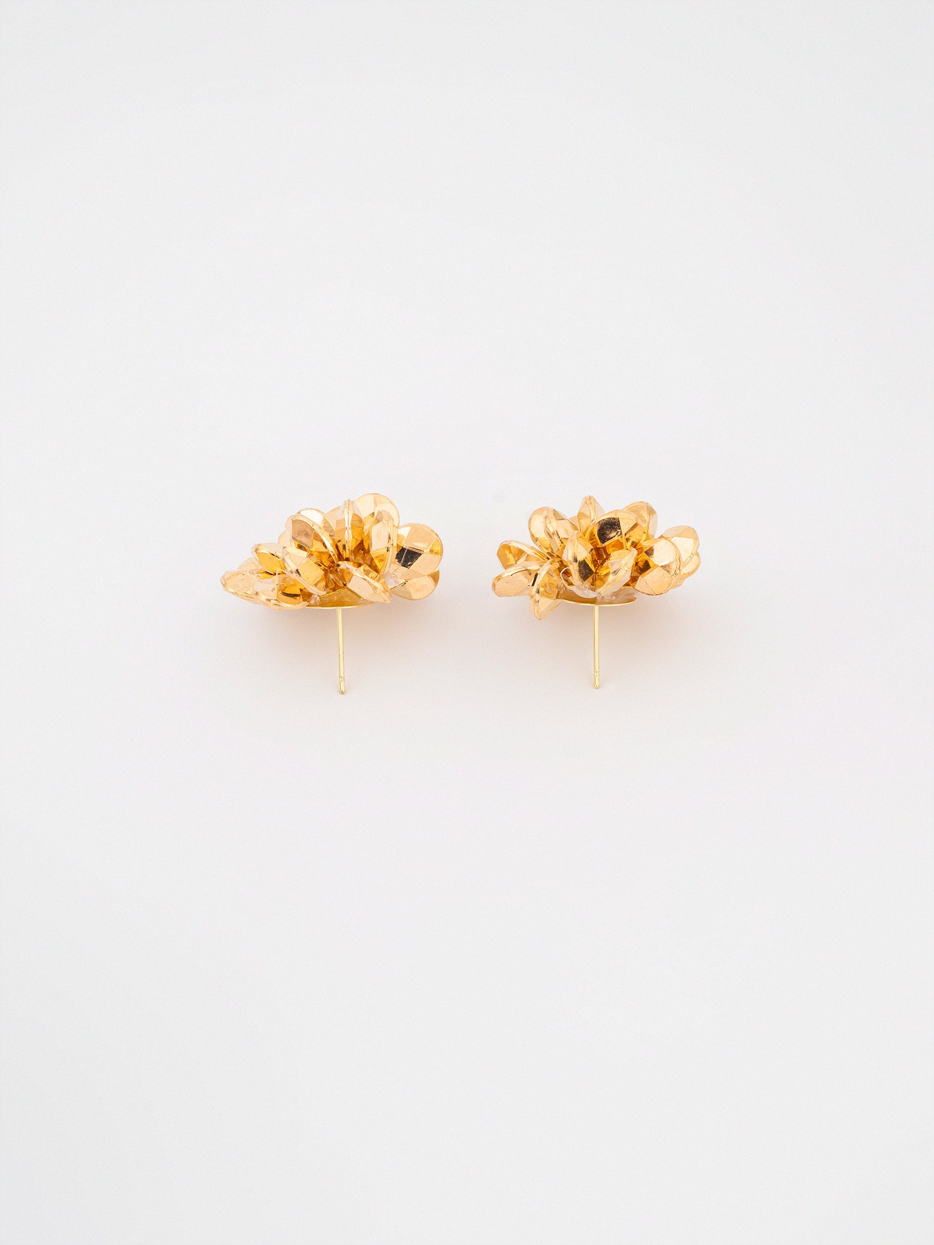 Bloom Studs