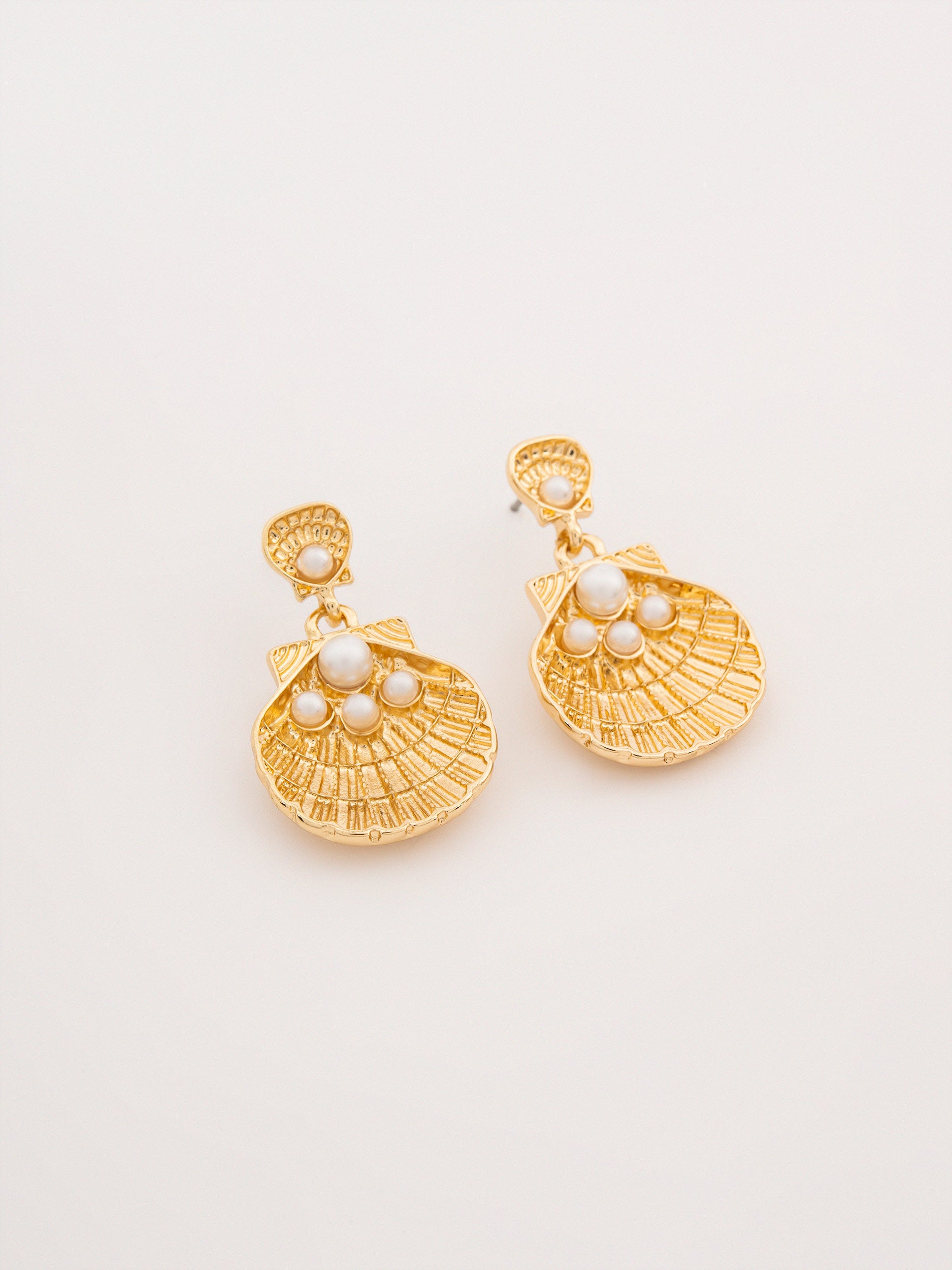 Pearl Shell Drops
