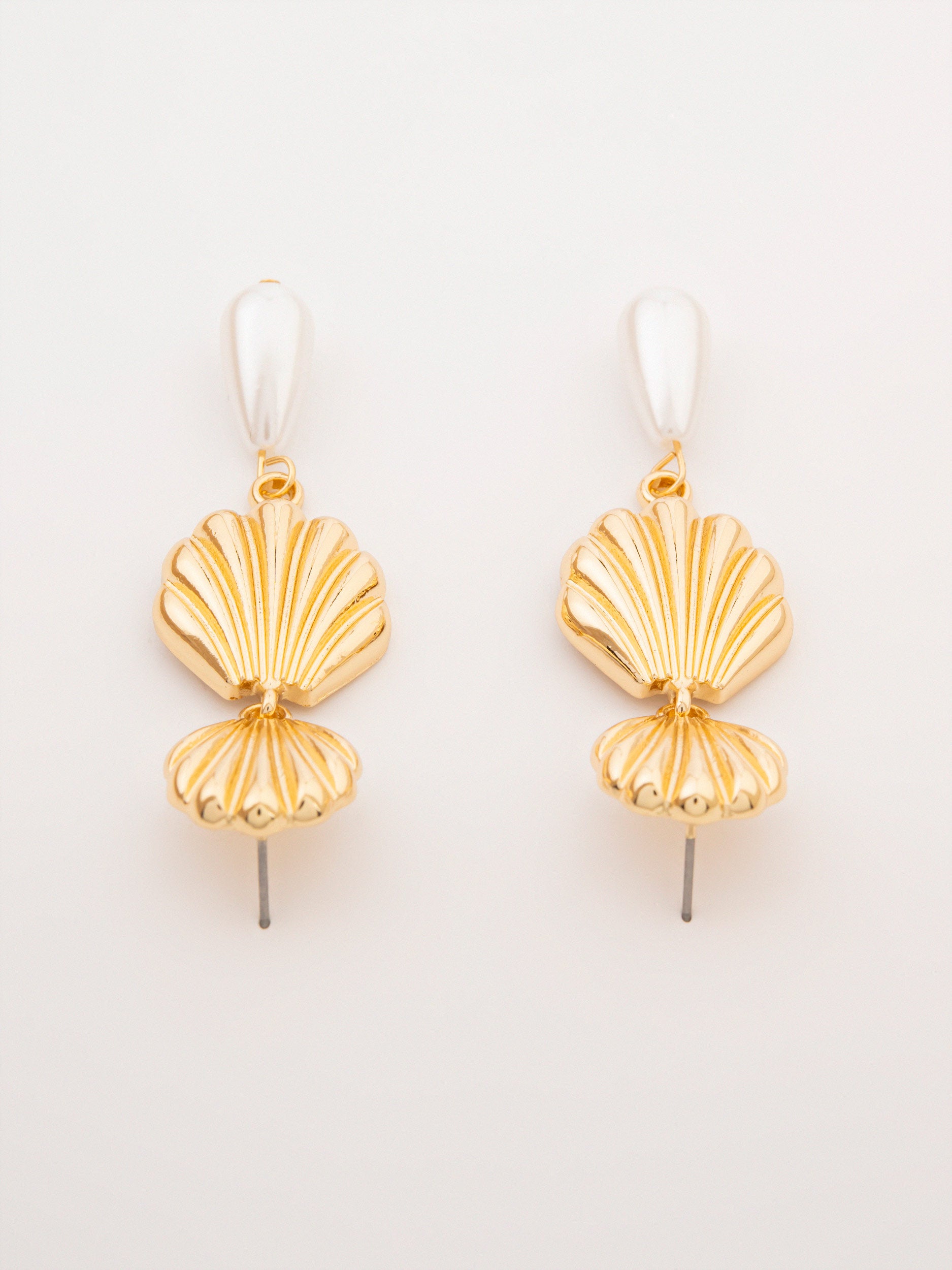 Shell Pearl Dangles