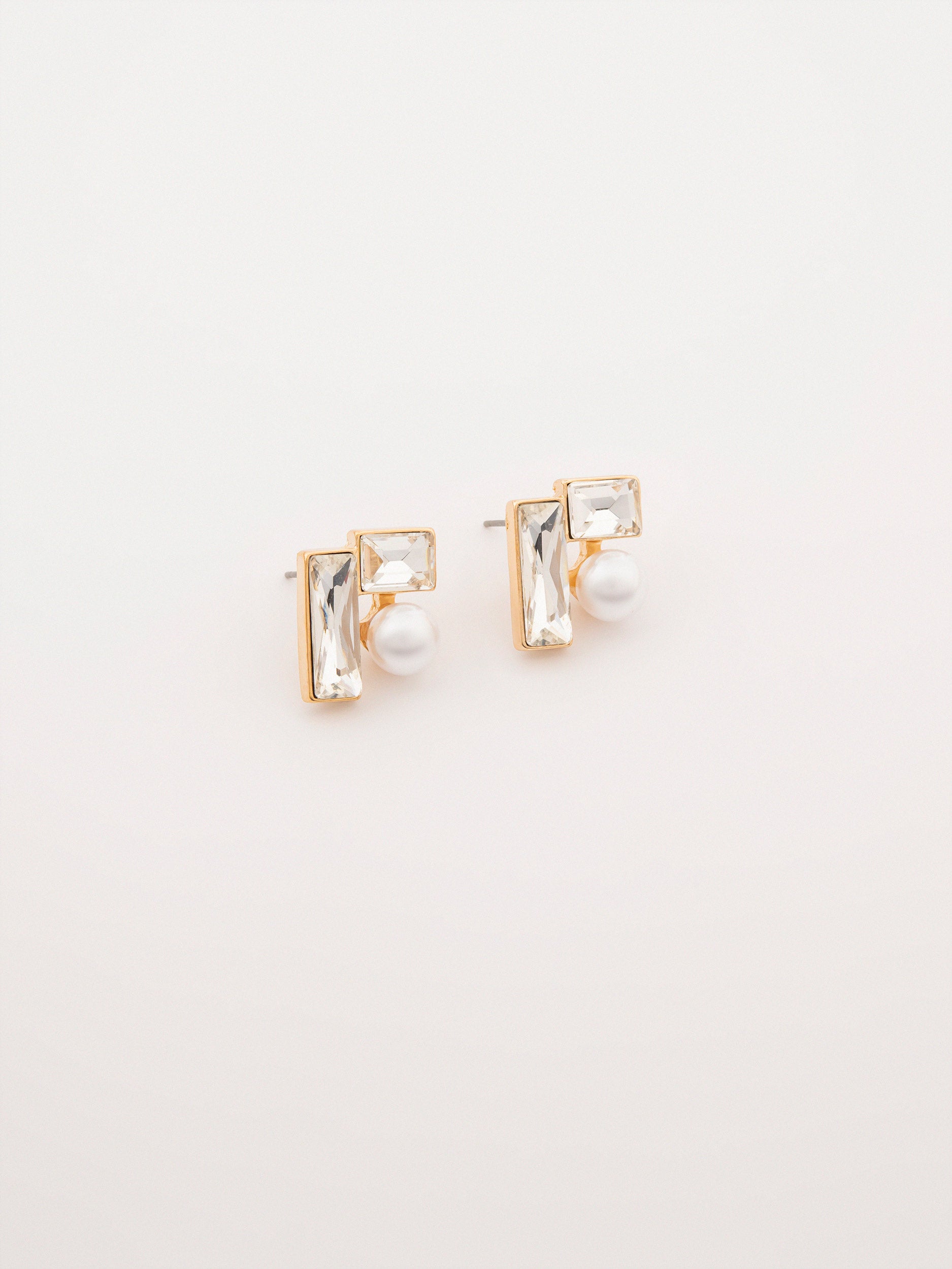 Geometric Studs