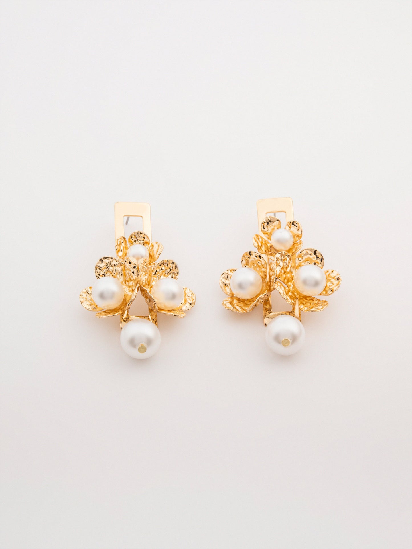 Floral Pearl Drops