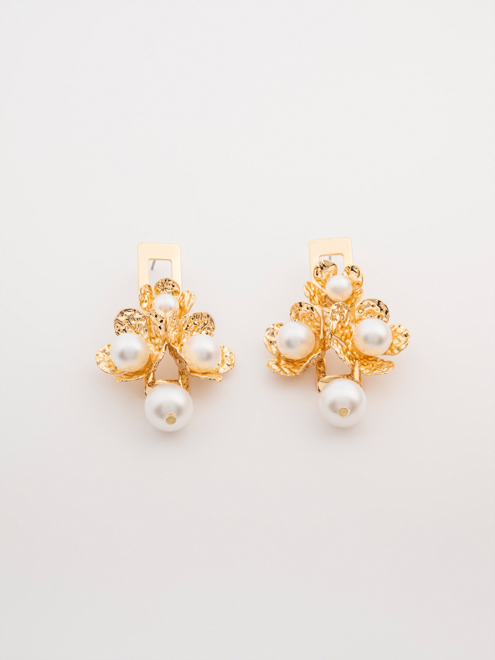 Floral Pearl Drops