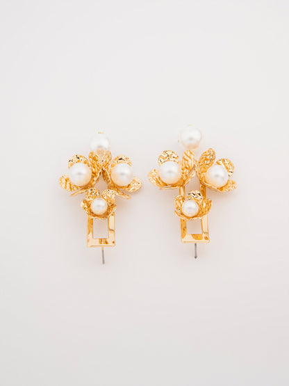 Floral Pearl Drops
