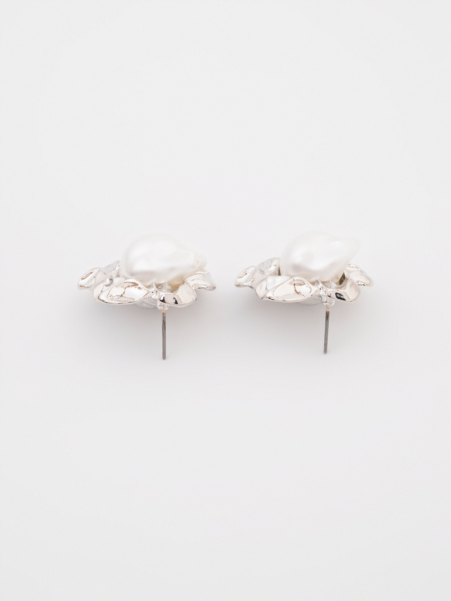 Pearl Studs