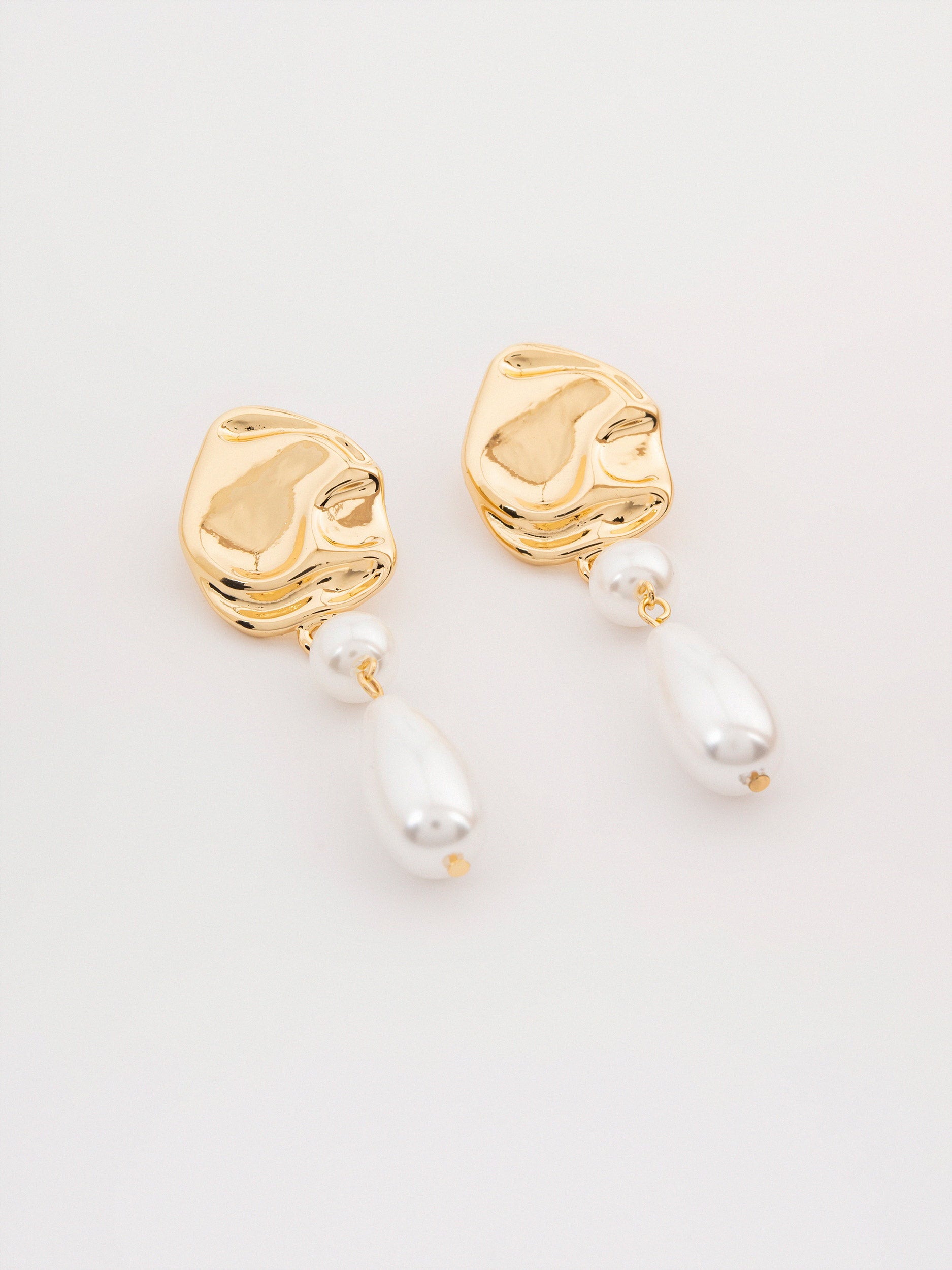 Pearl Drops Earrings