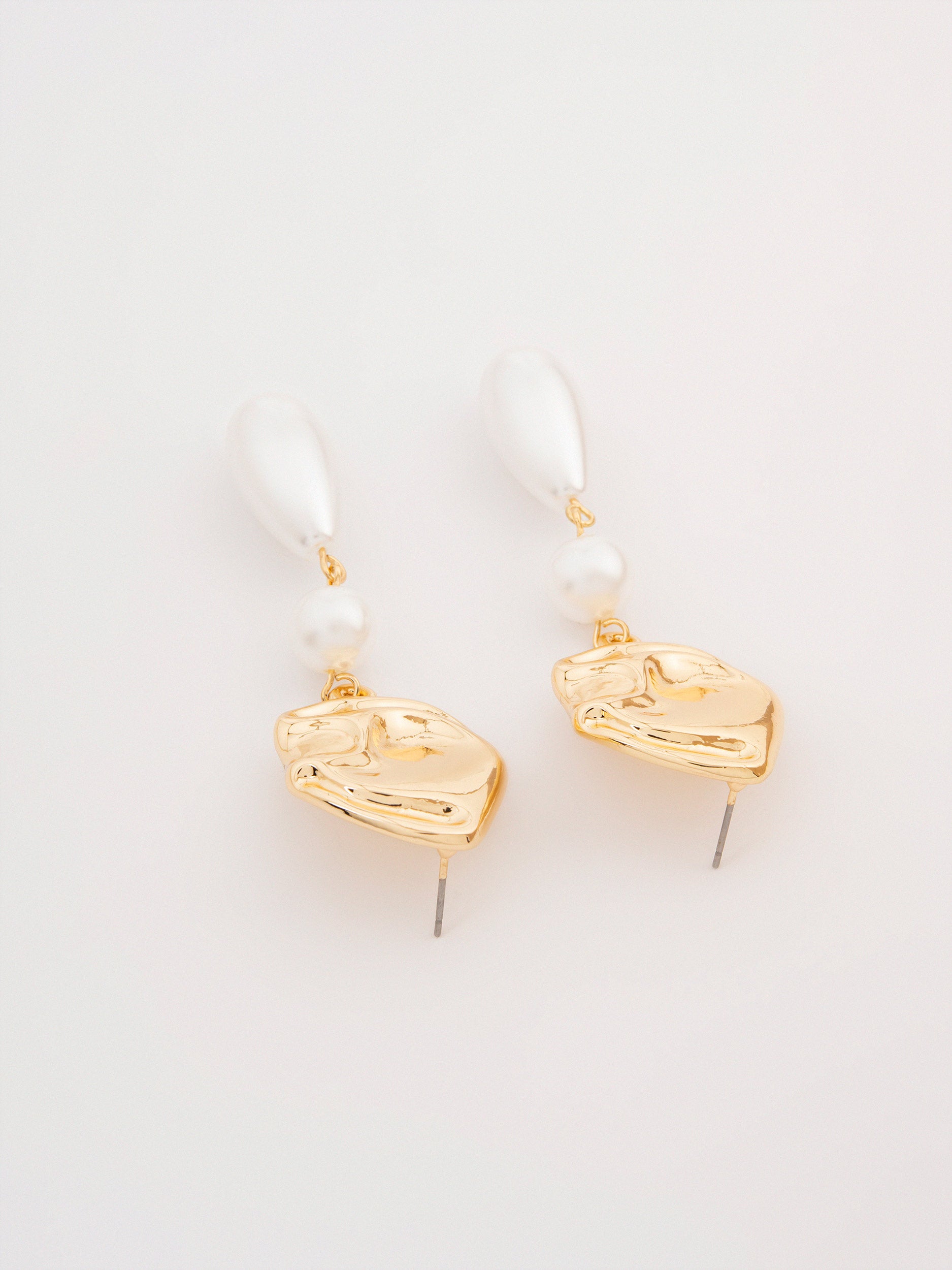 Pearl Drops Earrings