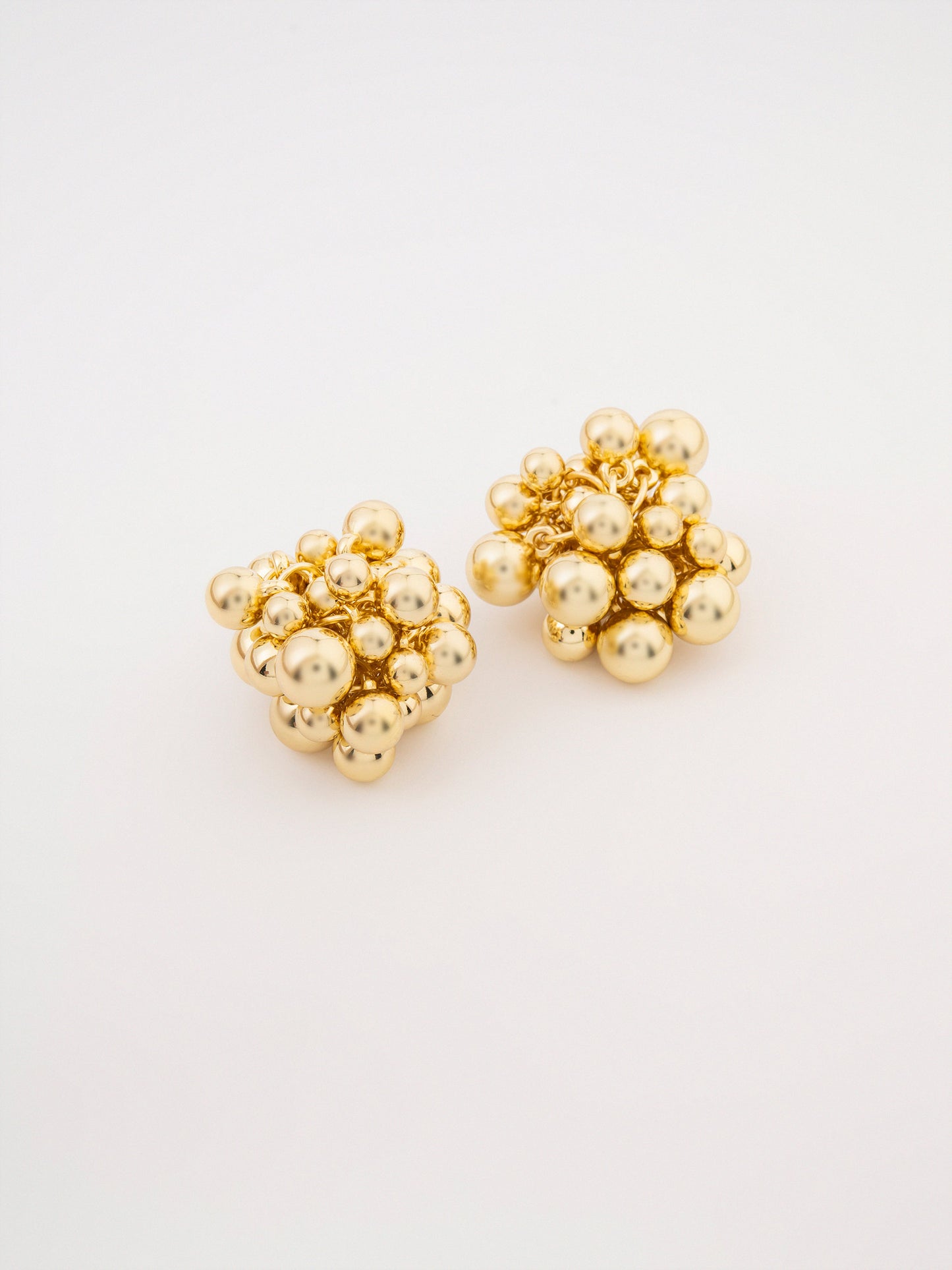 Cluster Studs