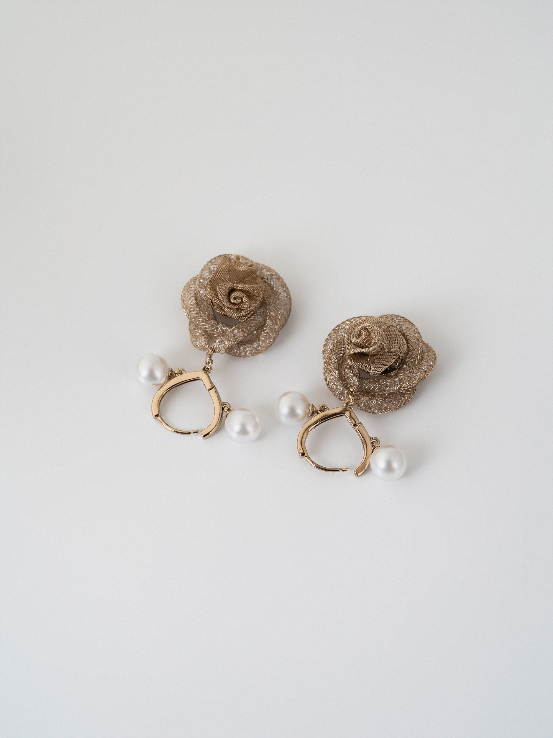 Rosette Huggies