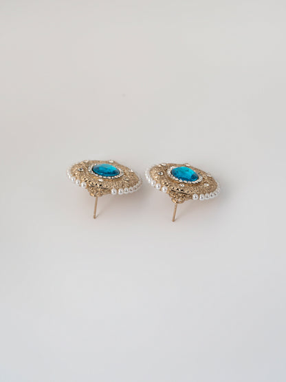 Royale Studs