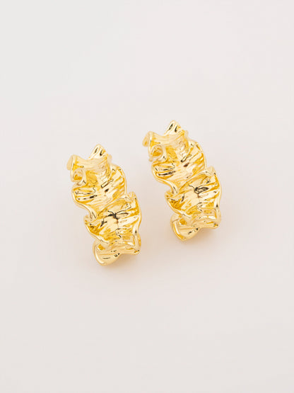 Crinkle Studs