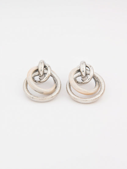 Interlinked Hoops