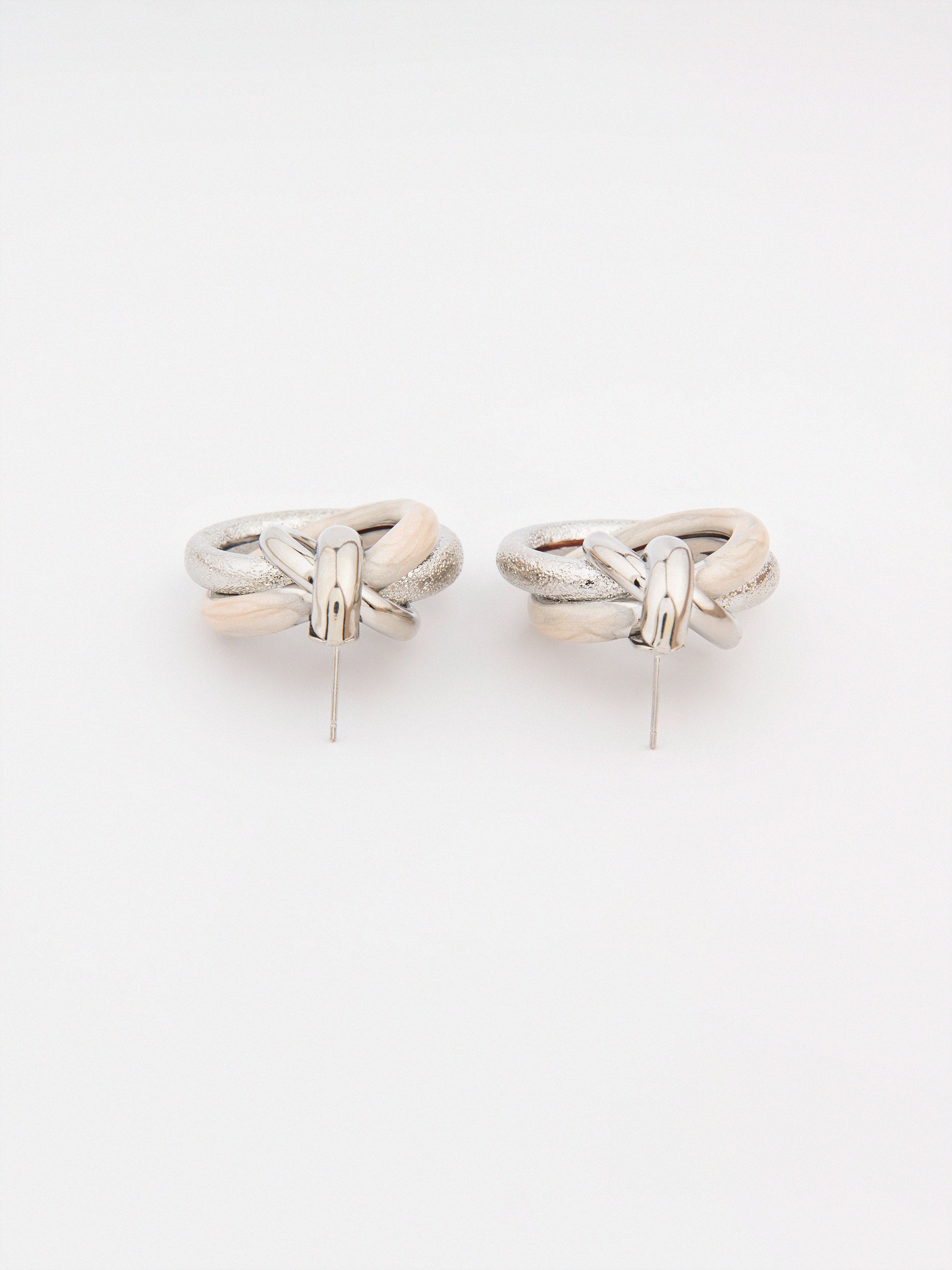 Interlinked Hoops