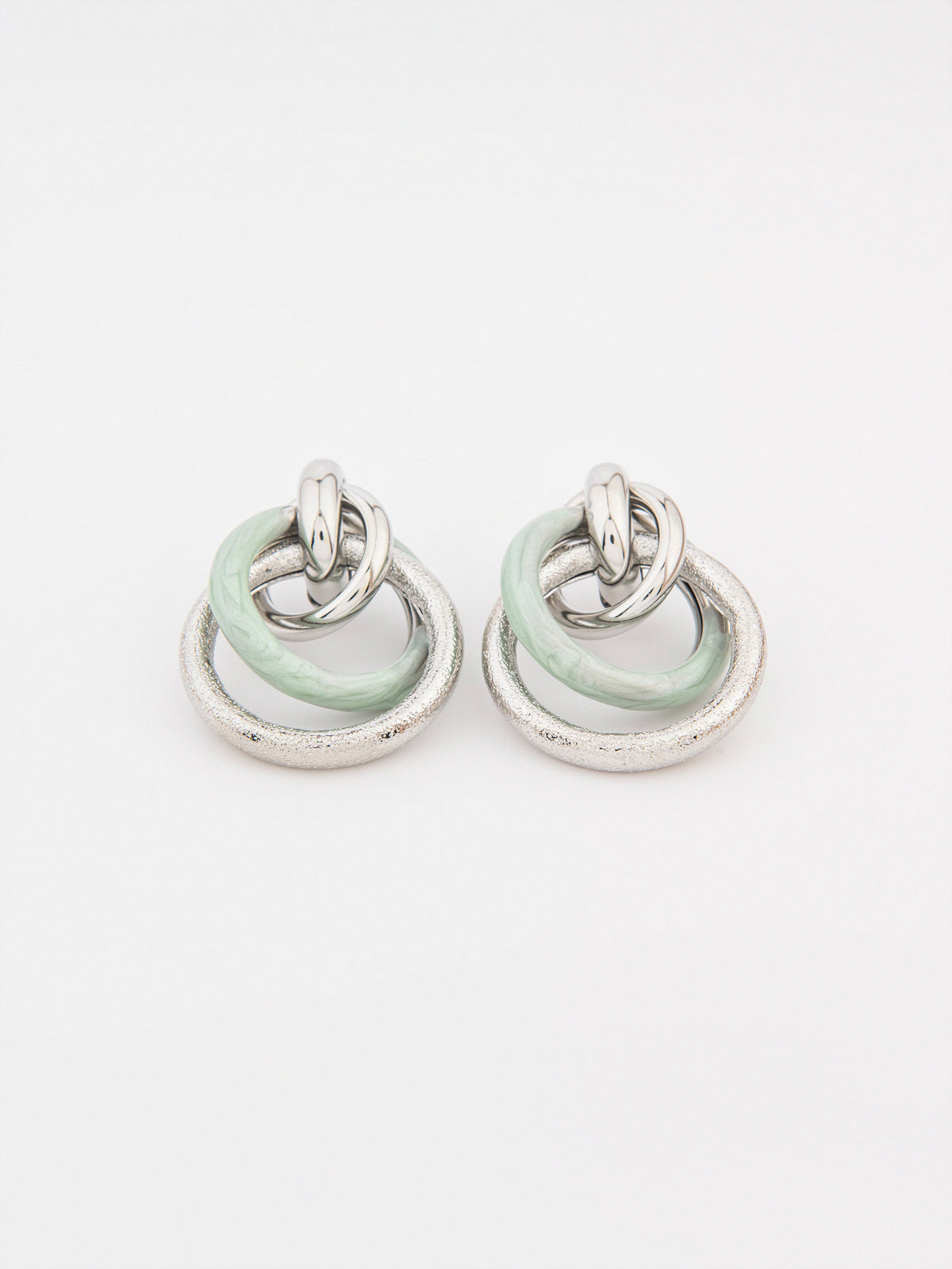 Interlinked Hoops