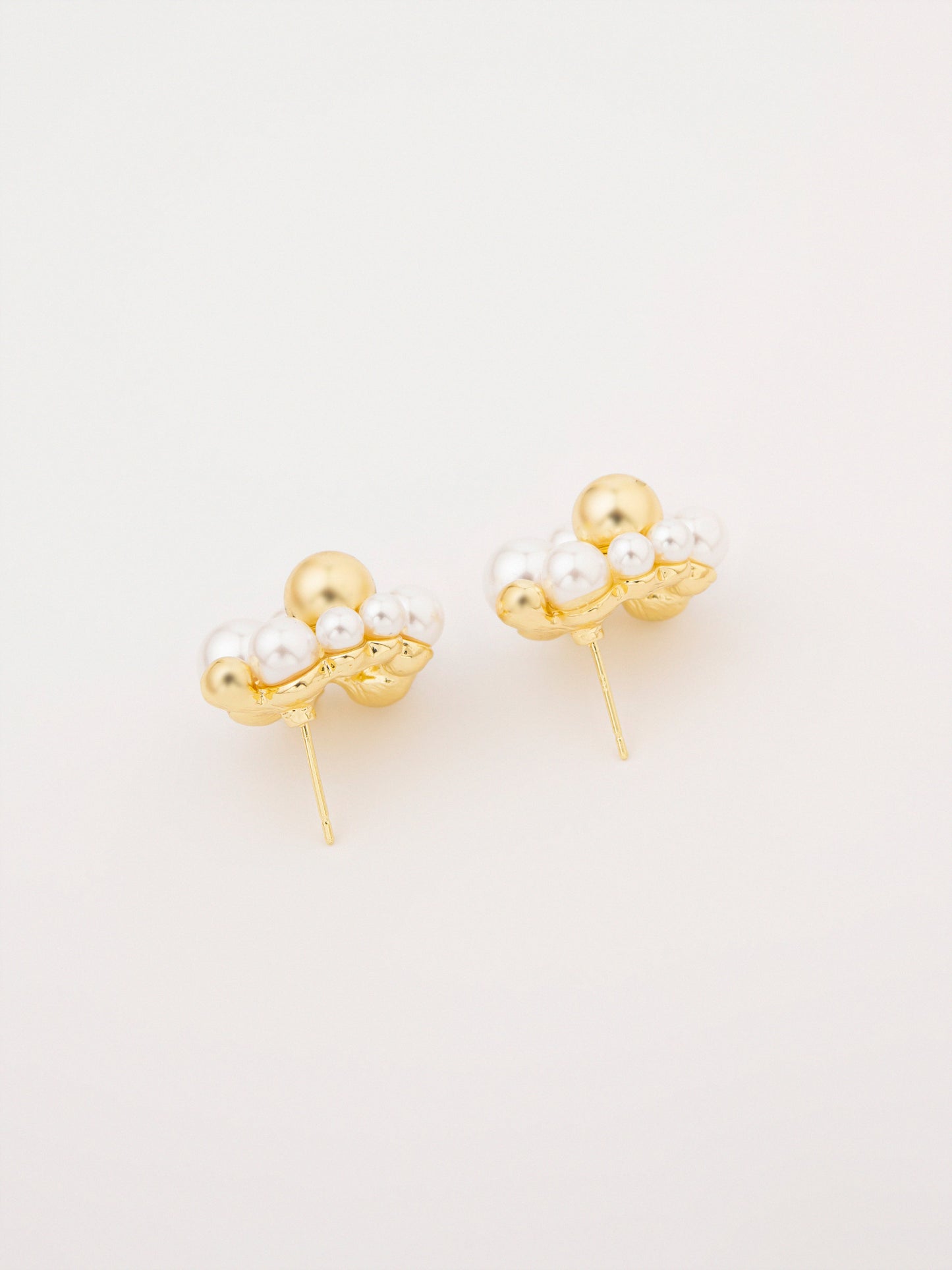 Cluster Studs