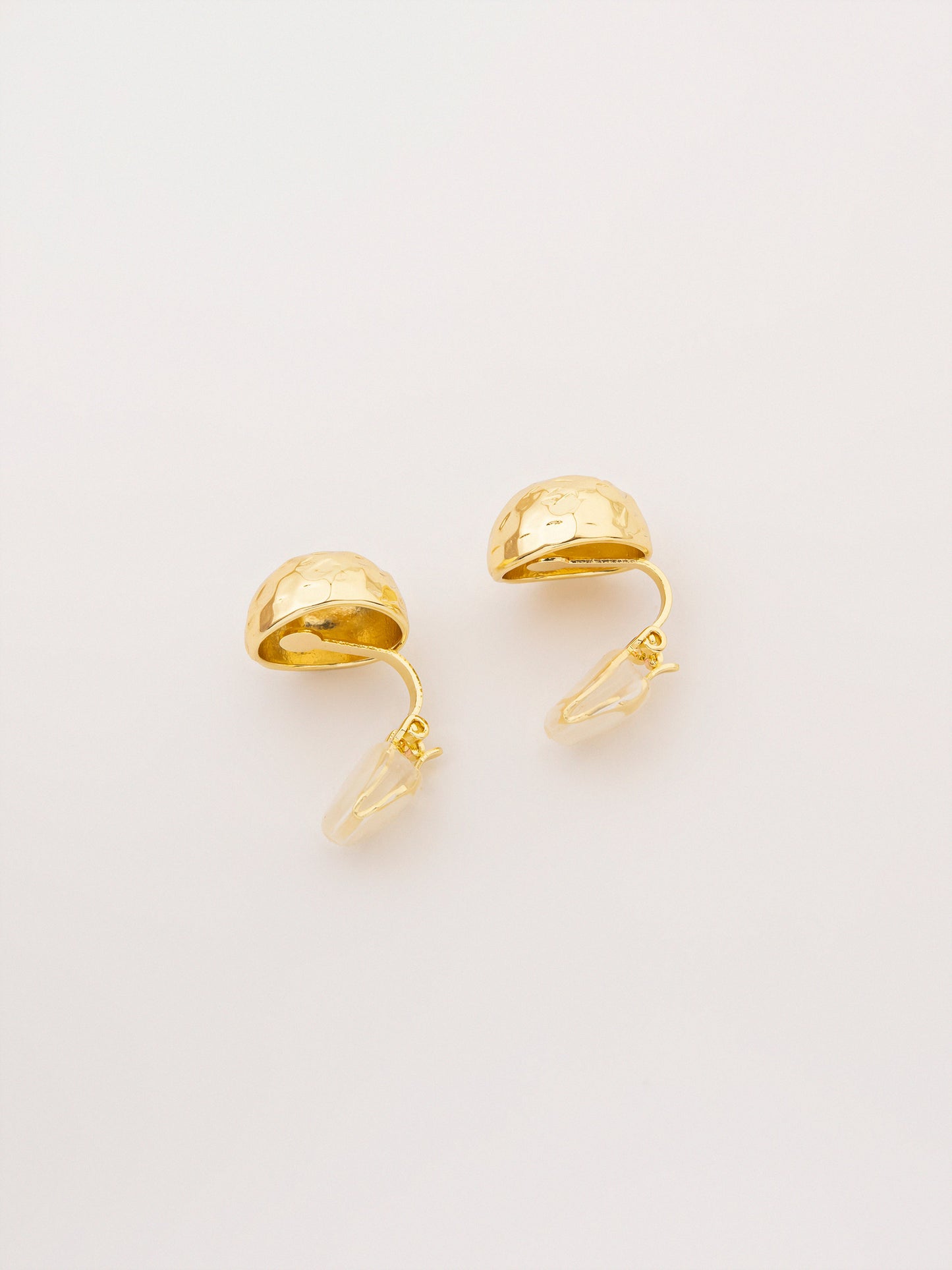 Hammered Studs