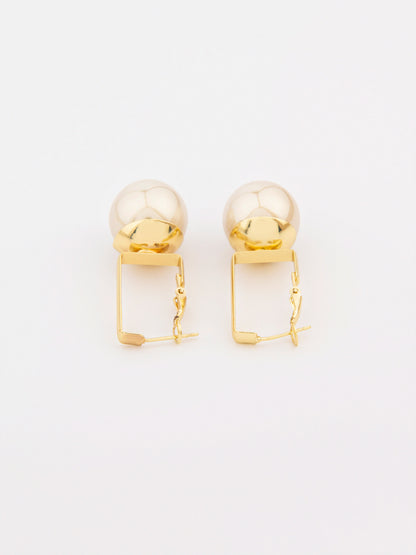 Pearl Drops