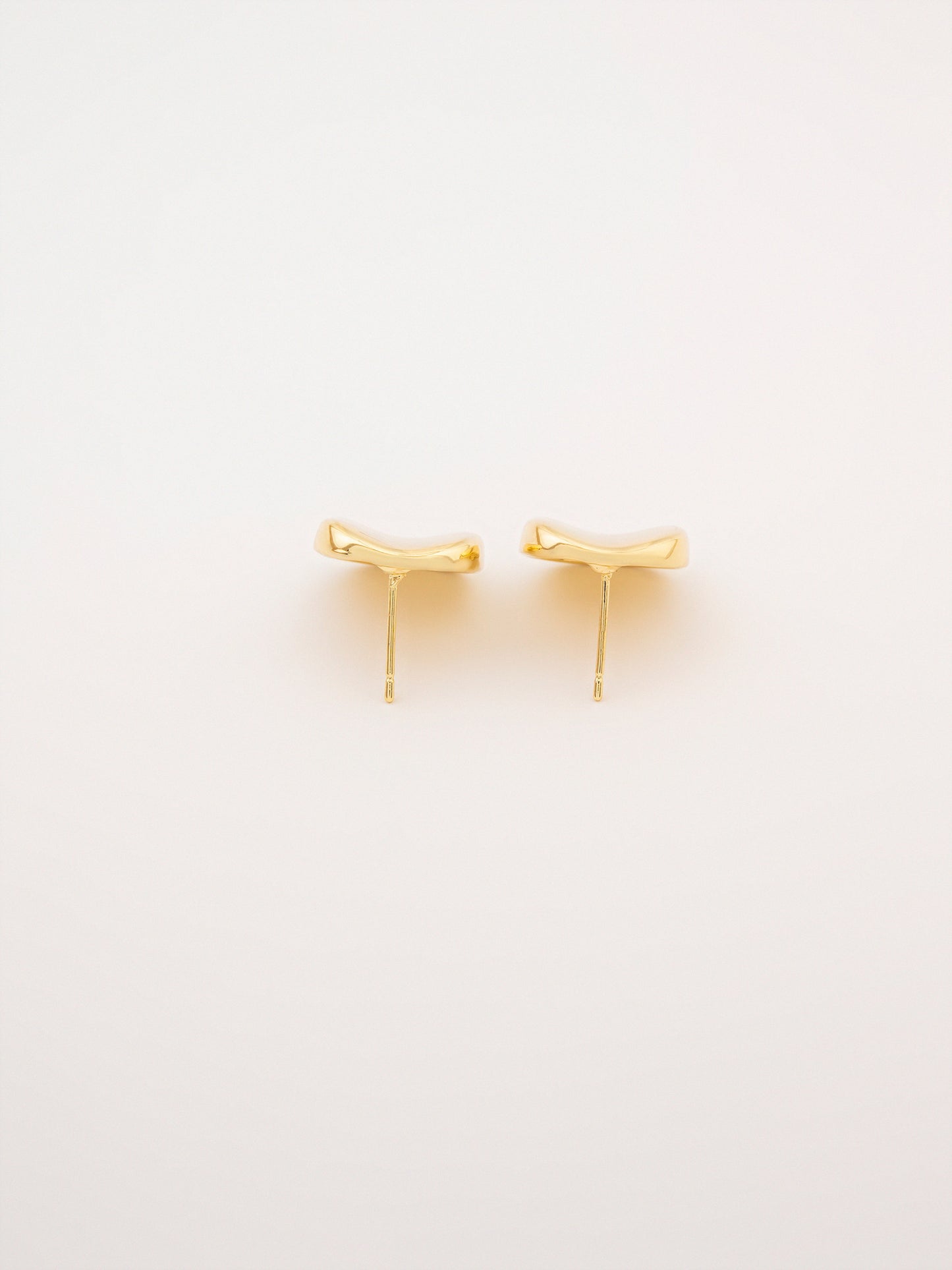 Sclupted Studs