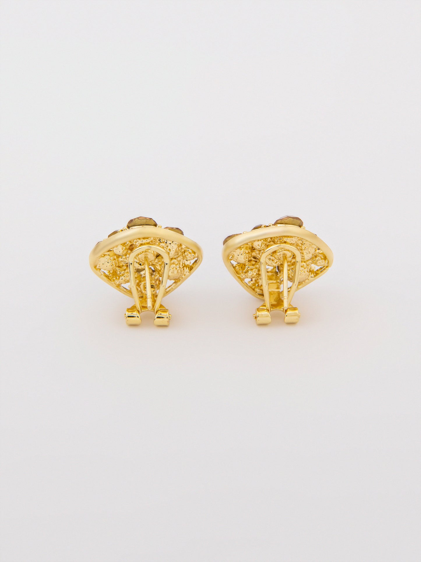 Cluster Studs