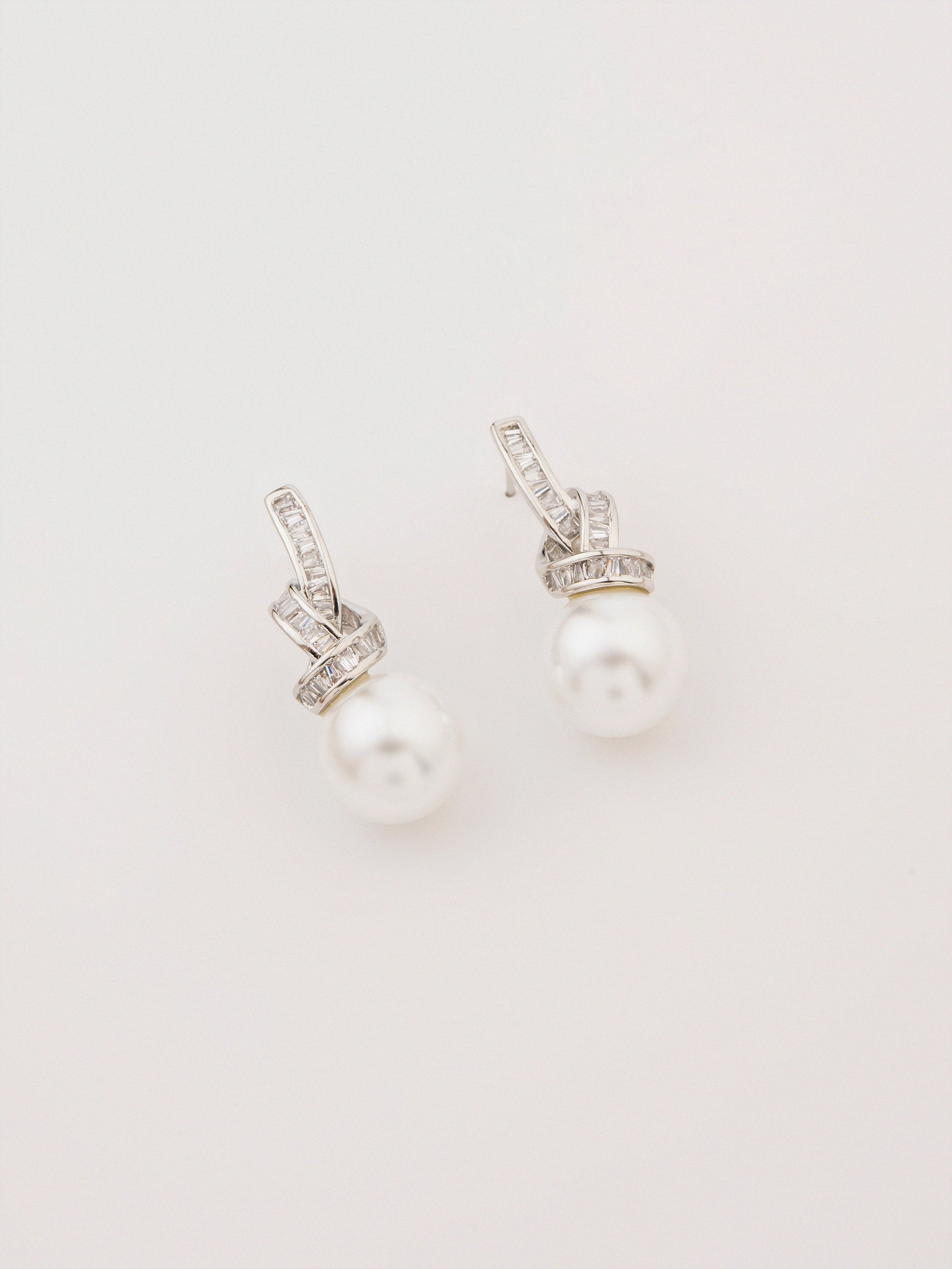 Pearl Knot Earrings