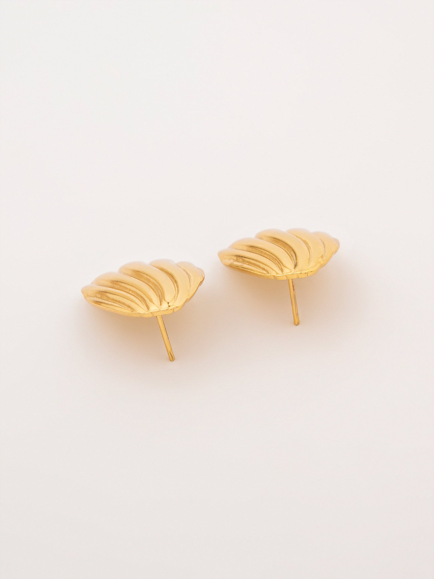Shell Studs