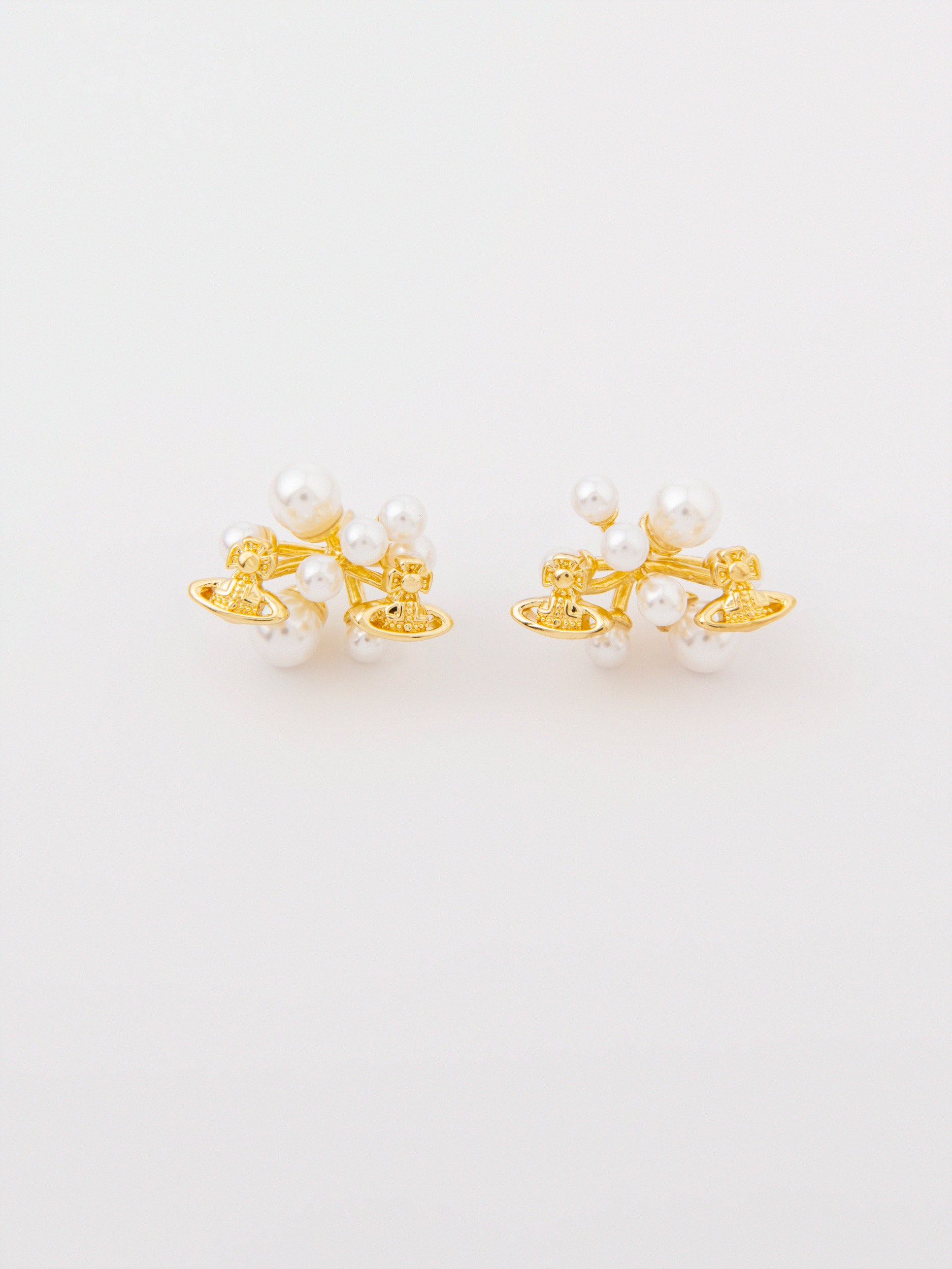 Pearl Studs