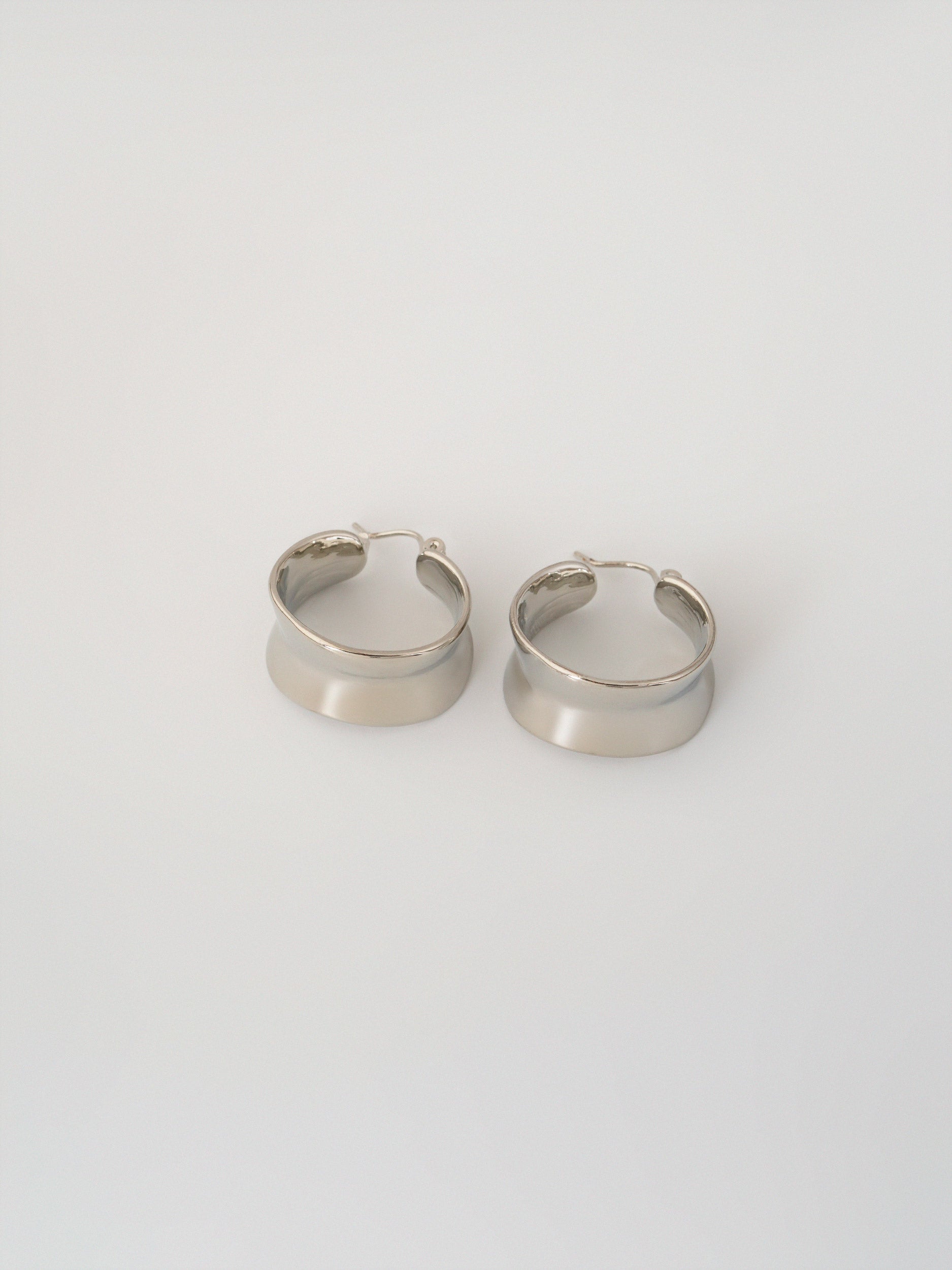 Ovelle Hoops
