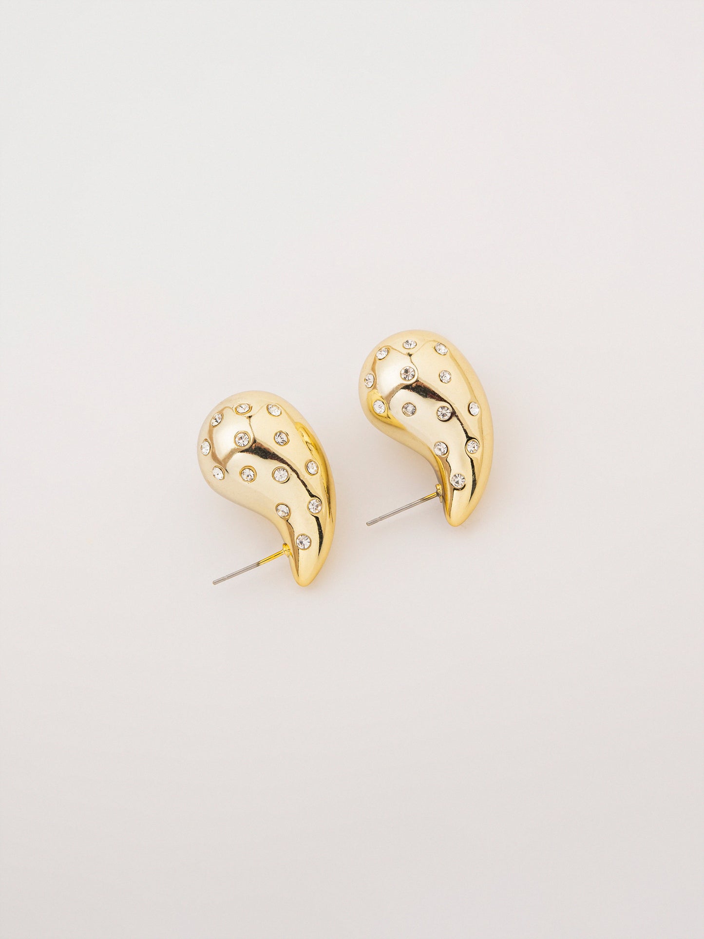 Teardrop studs