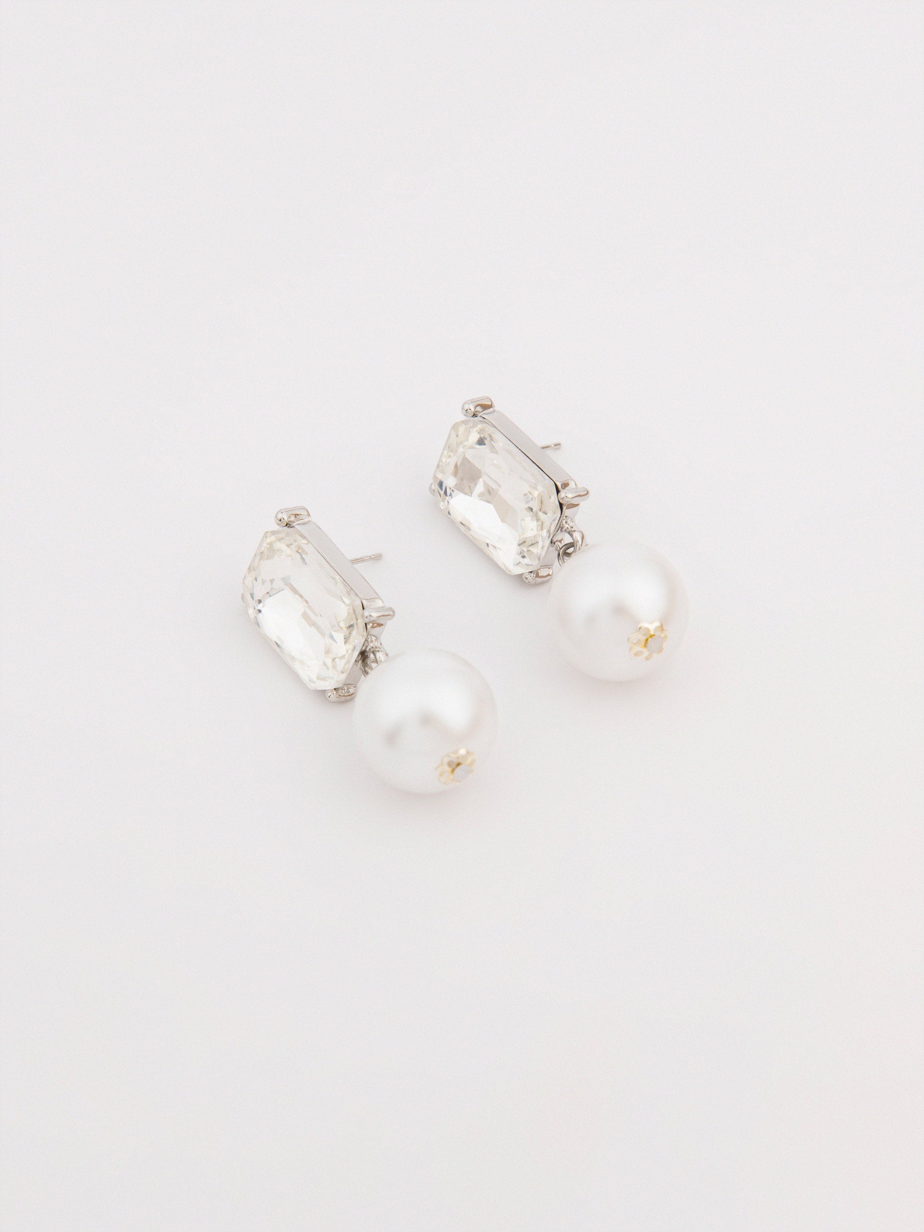 Pearl Drops