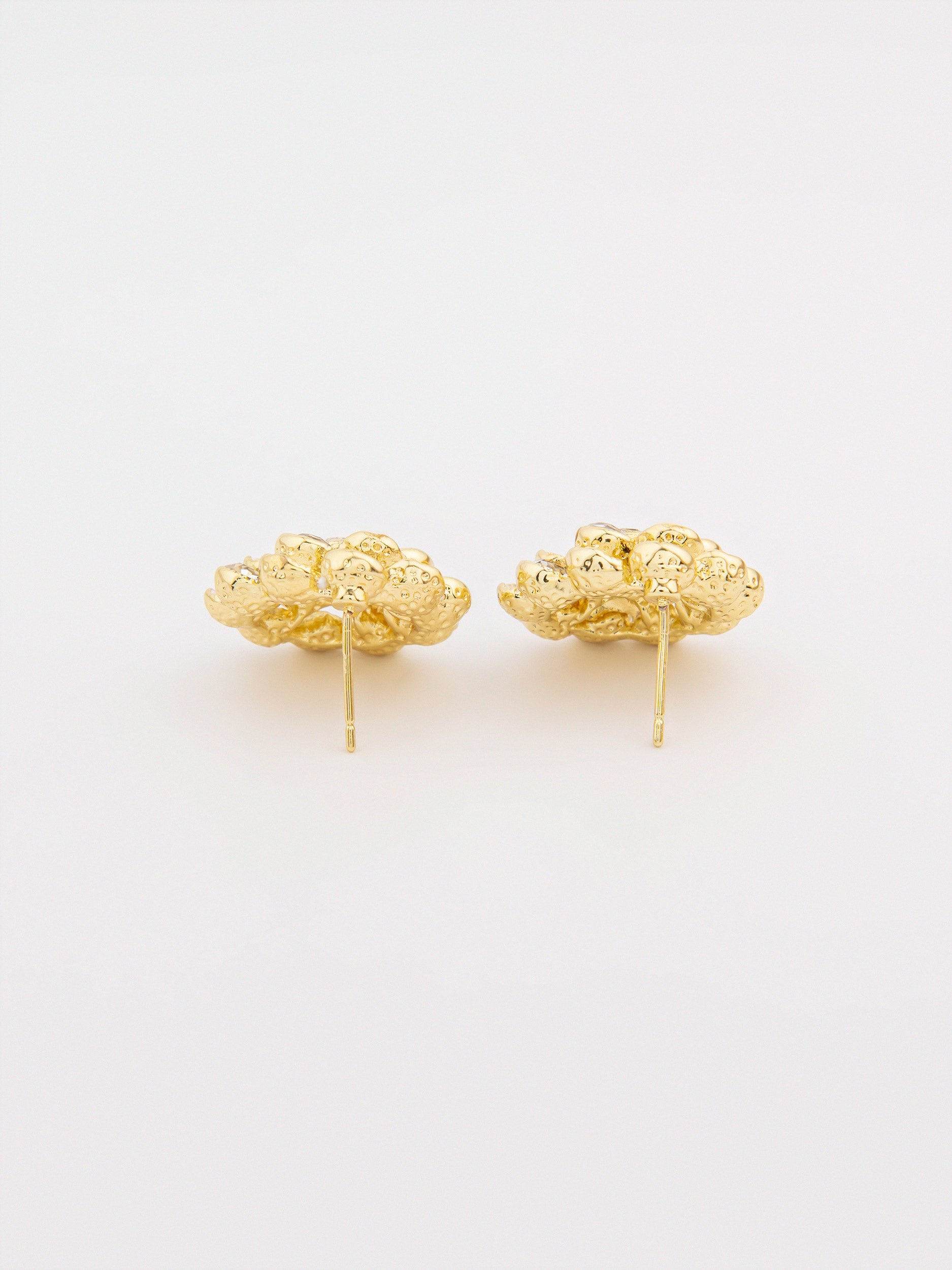Cluster Studs