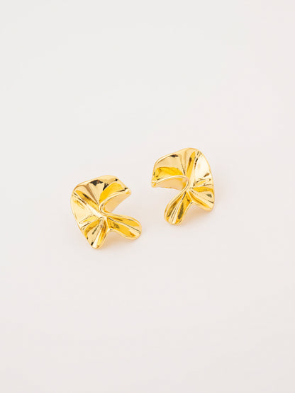 Twisted Studs