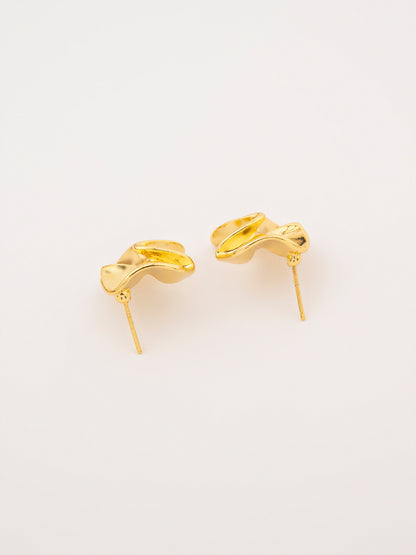 Twisted Studs