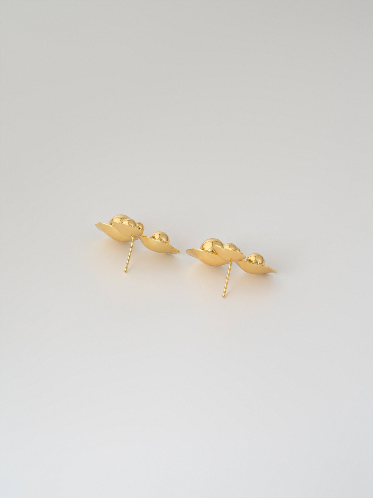 Sculptura Studs